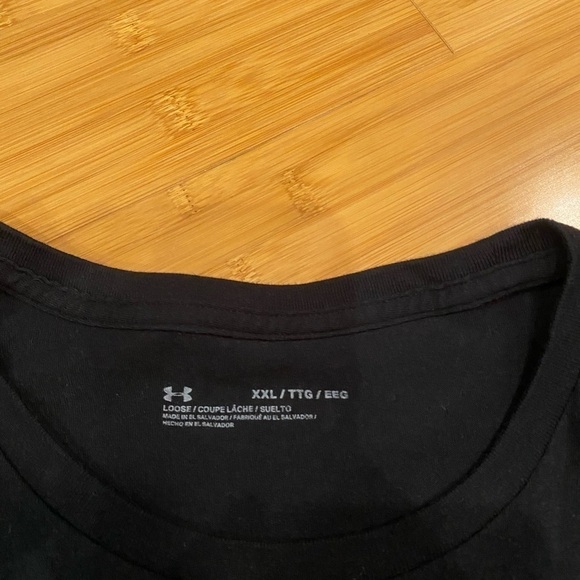 Under Armour short sleeve - Picture 3 of 4